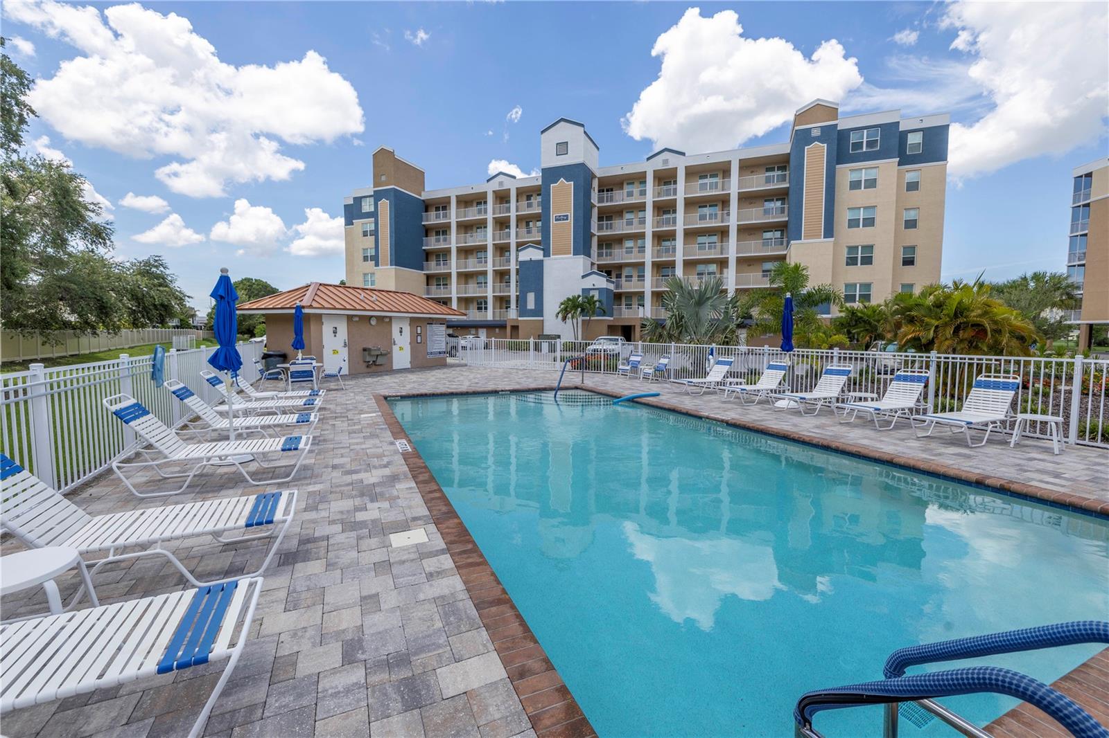 960 STARKEY ROAD 2202