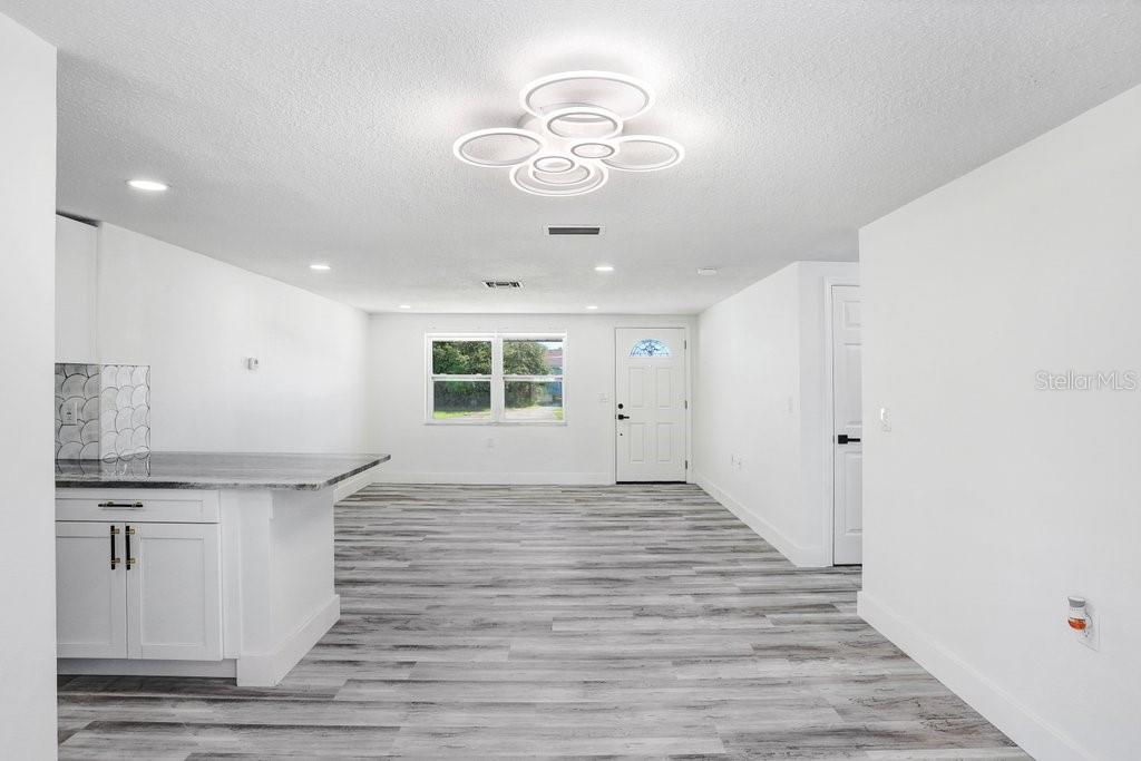 FOREST HILLS - Residential