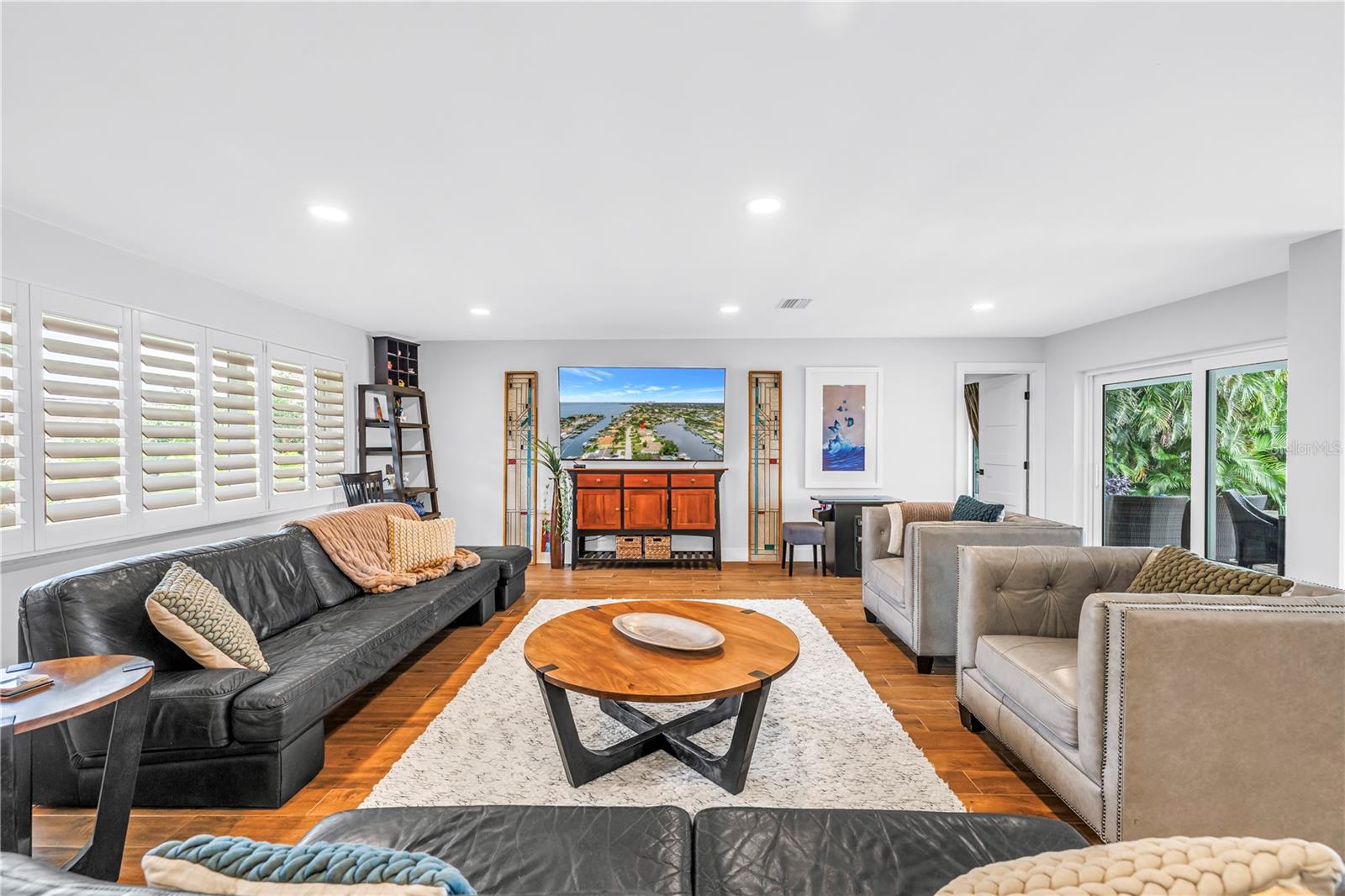 1963 KANSAS AVENUE NE