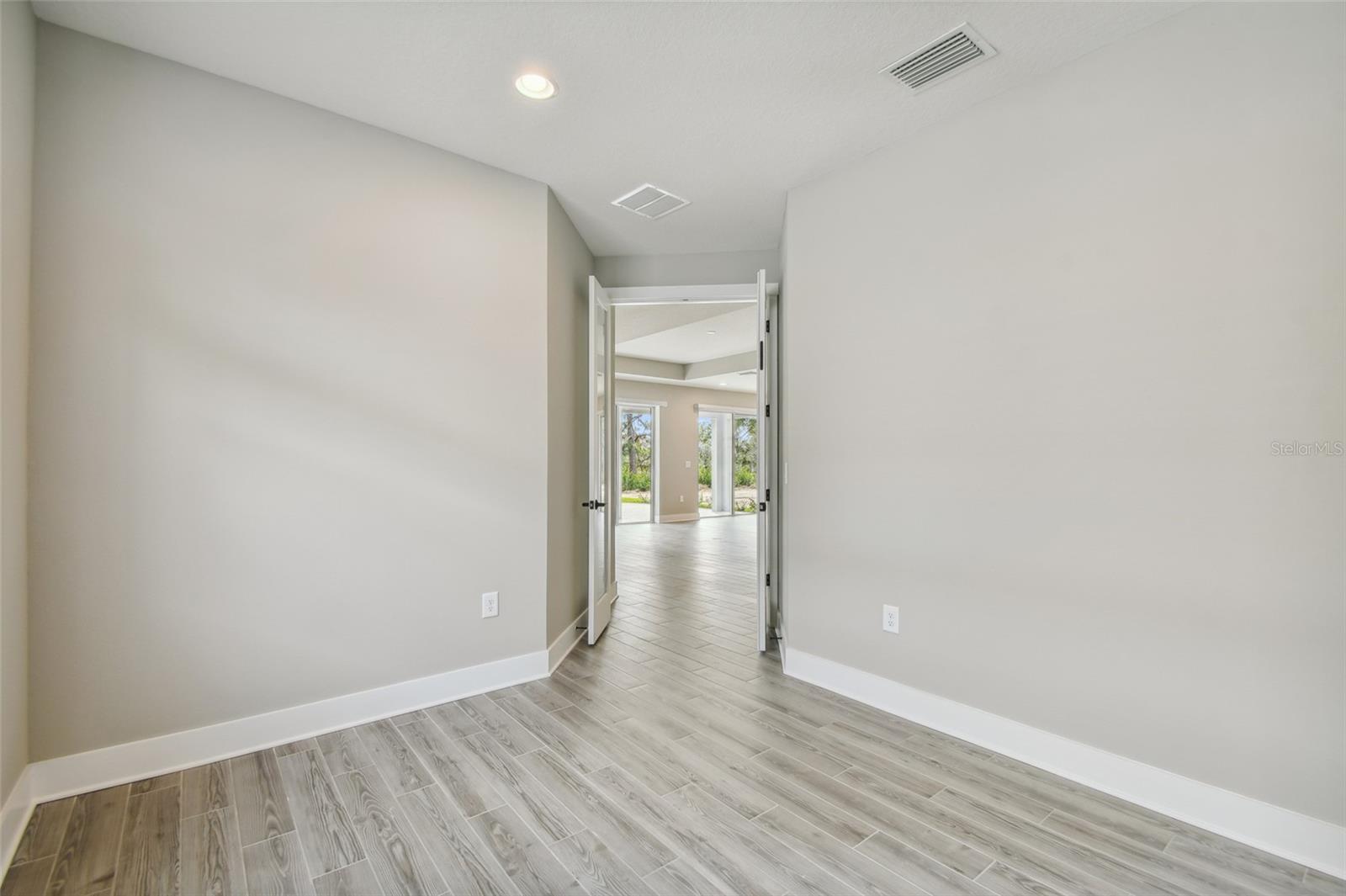 SWEETWATER IN LAKEWOOD RANCH - Residential