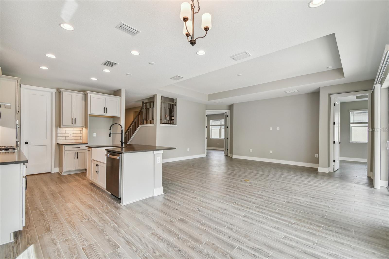 SWEETWATER IN LAKEWOOD RANCH - Residential