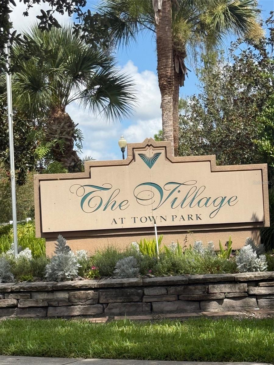 THE VILLAGE AT TOWNPARK OR2057/3888 - Residential Lease