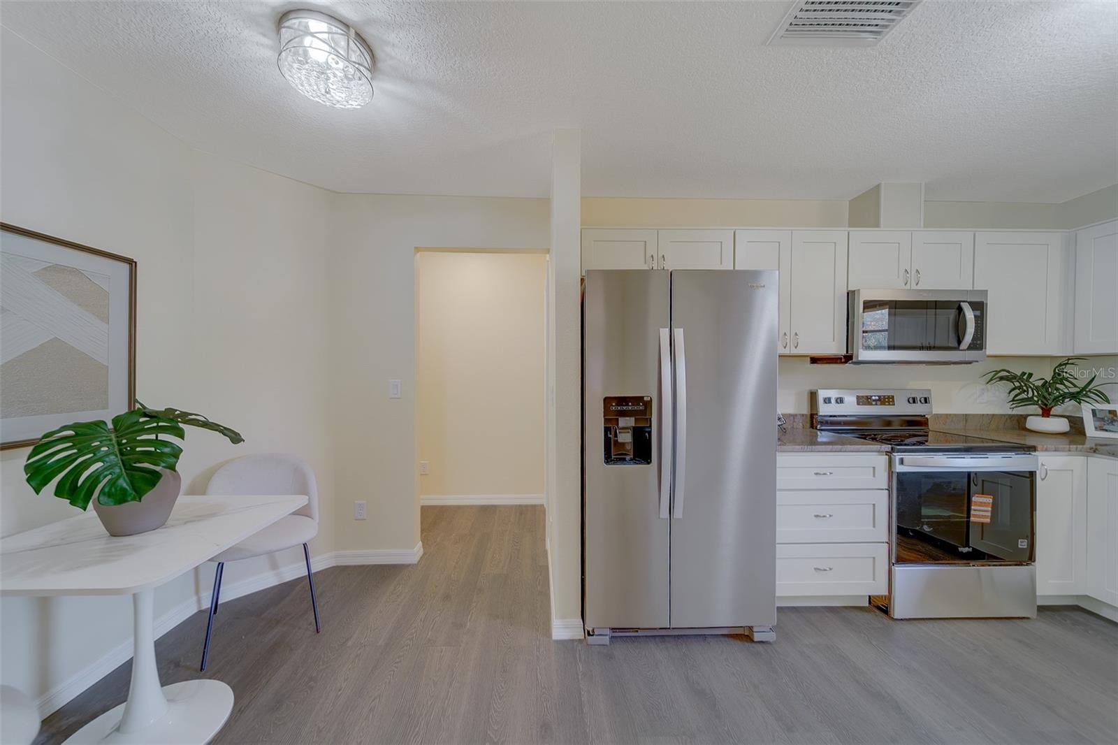 LAKE SEMINOLE VILLAGE - Residential