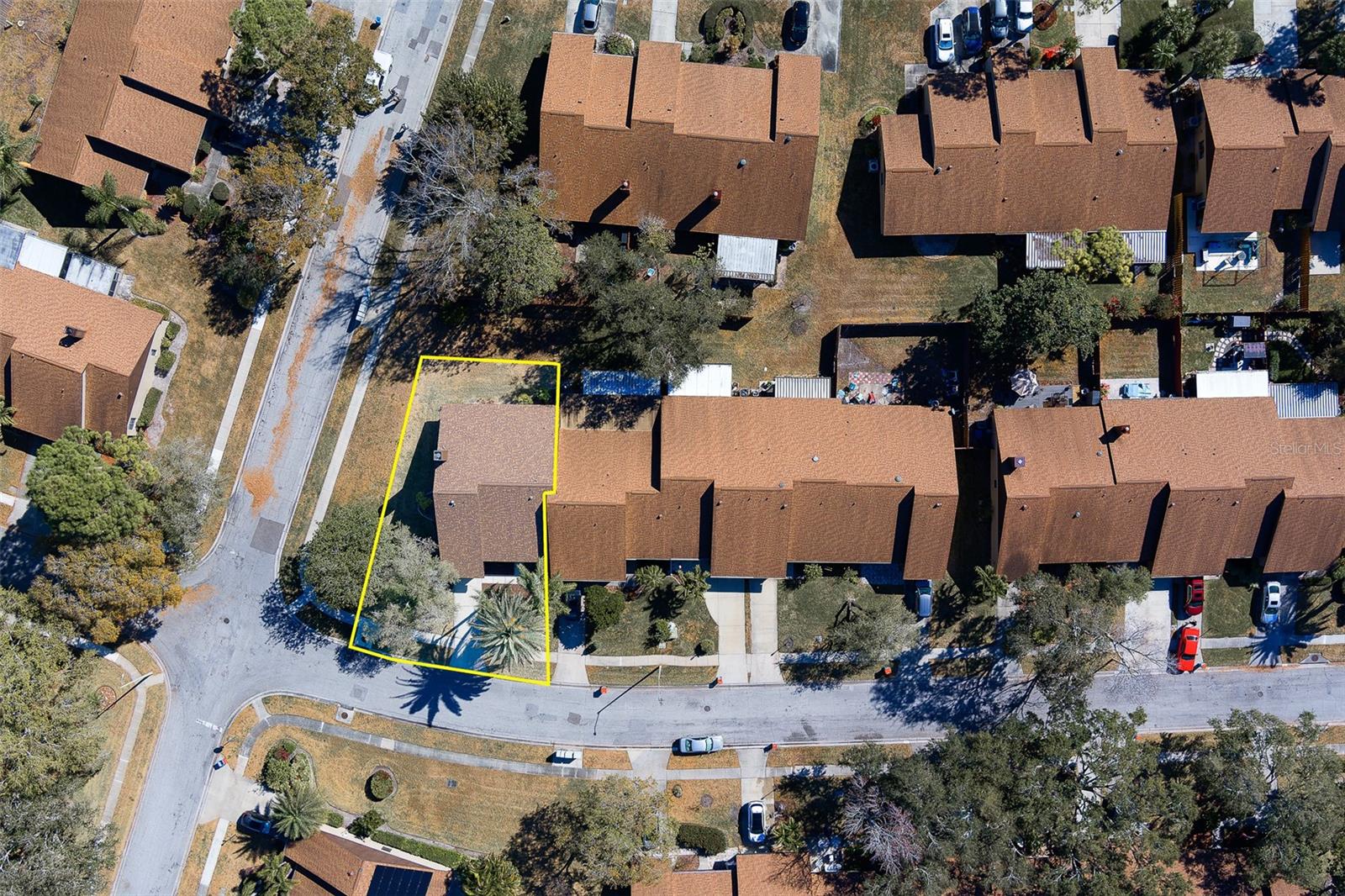 LAKE SEMINOLE VILLAGE - Residential