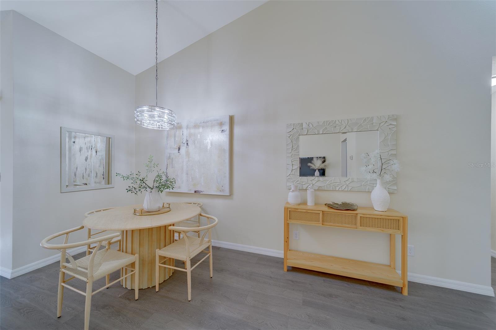 LAKE SEMINOLE VILLAGE - Residential