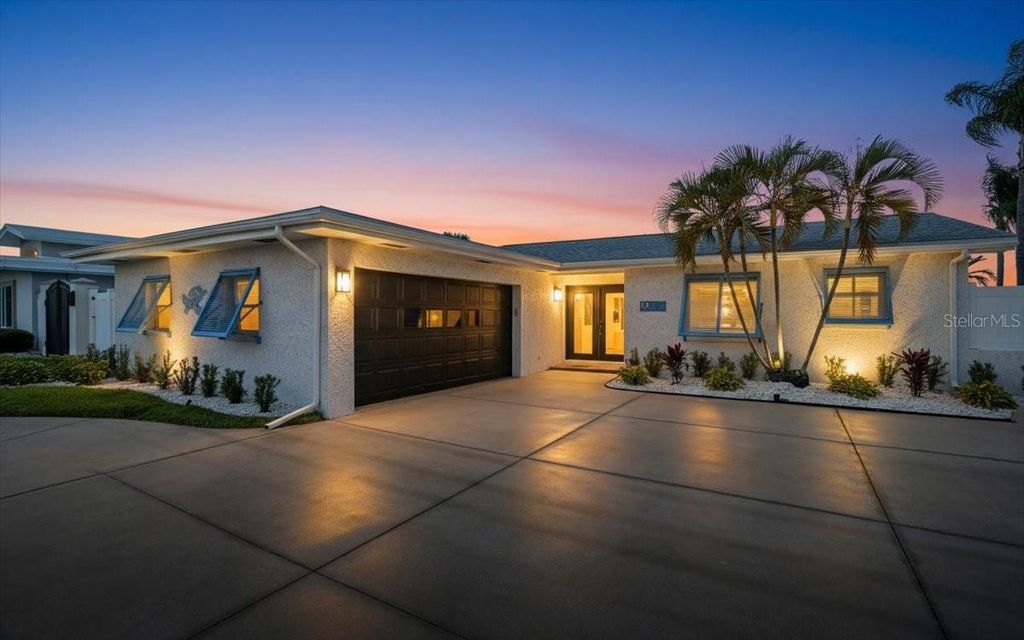 Photo of 510 115th Avenue, Treasure Island, FL 33706 (MLS # TB8468809)