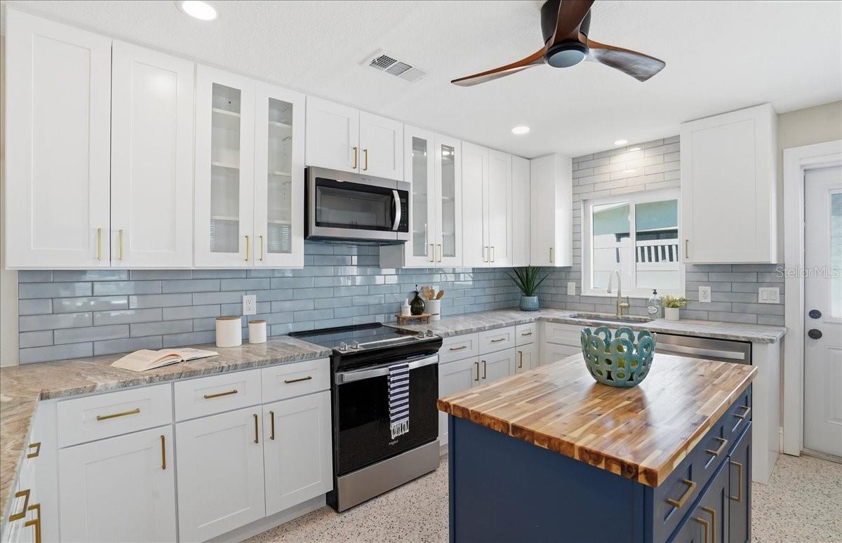 ISLE OF PALMS 1ST ADD - Residential