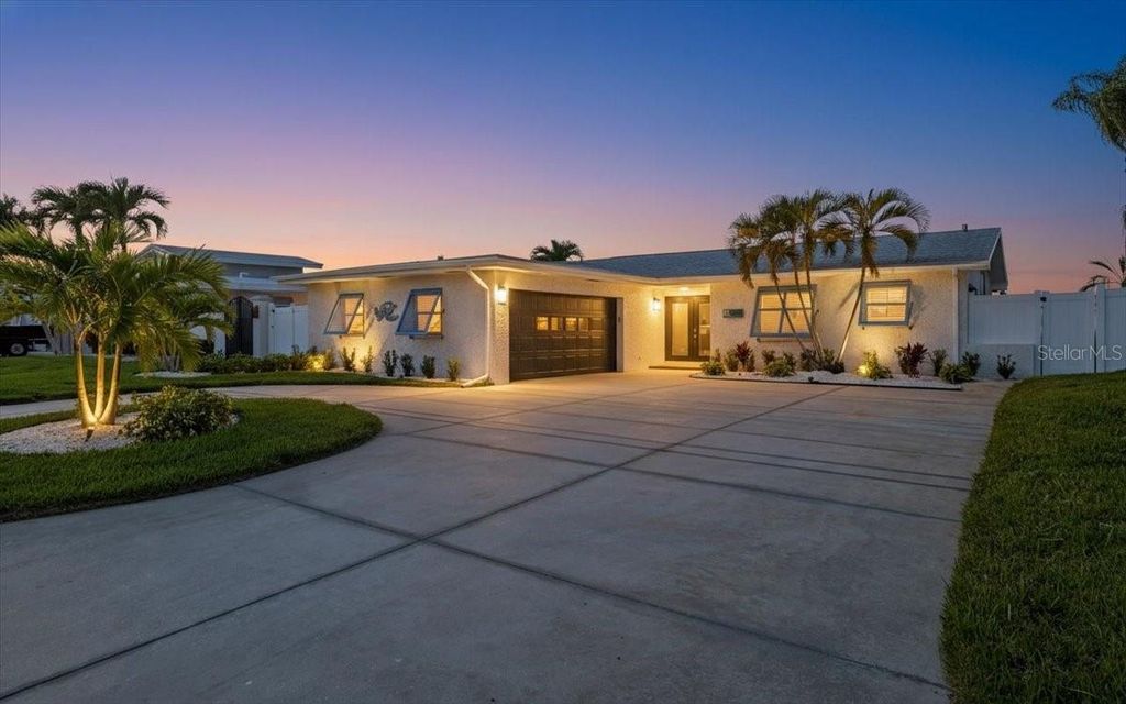 Photo of 510 115th Avenue, Treasure Island, FL 33706 (MLS # TB8468809)