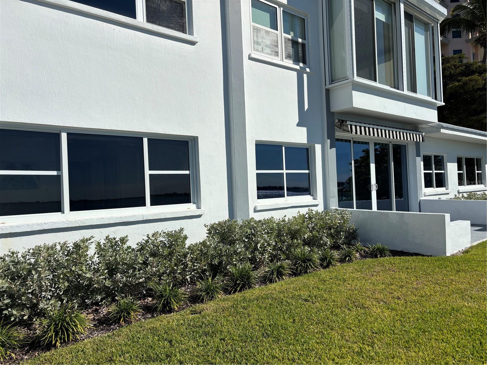 HARBOR HOUSE SOUTH - Residential