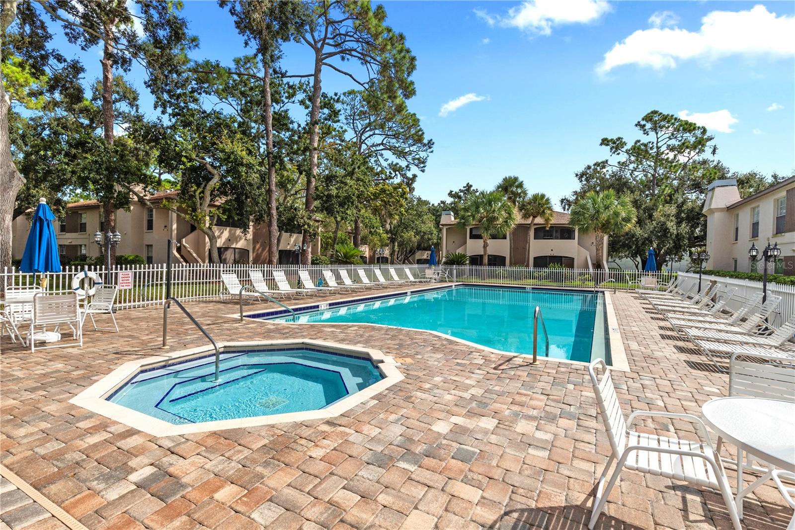 BONAVENTURE CONDO - Residential