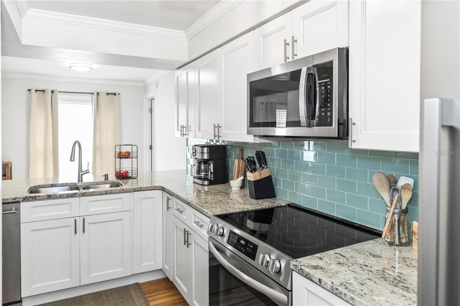 BONAVENTURE CONDO - Residential