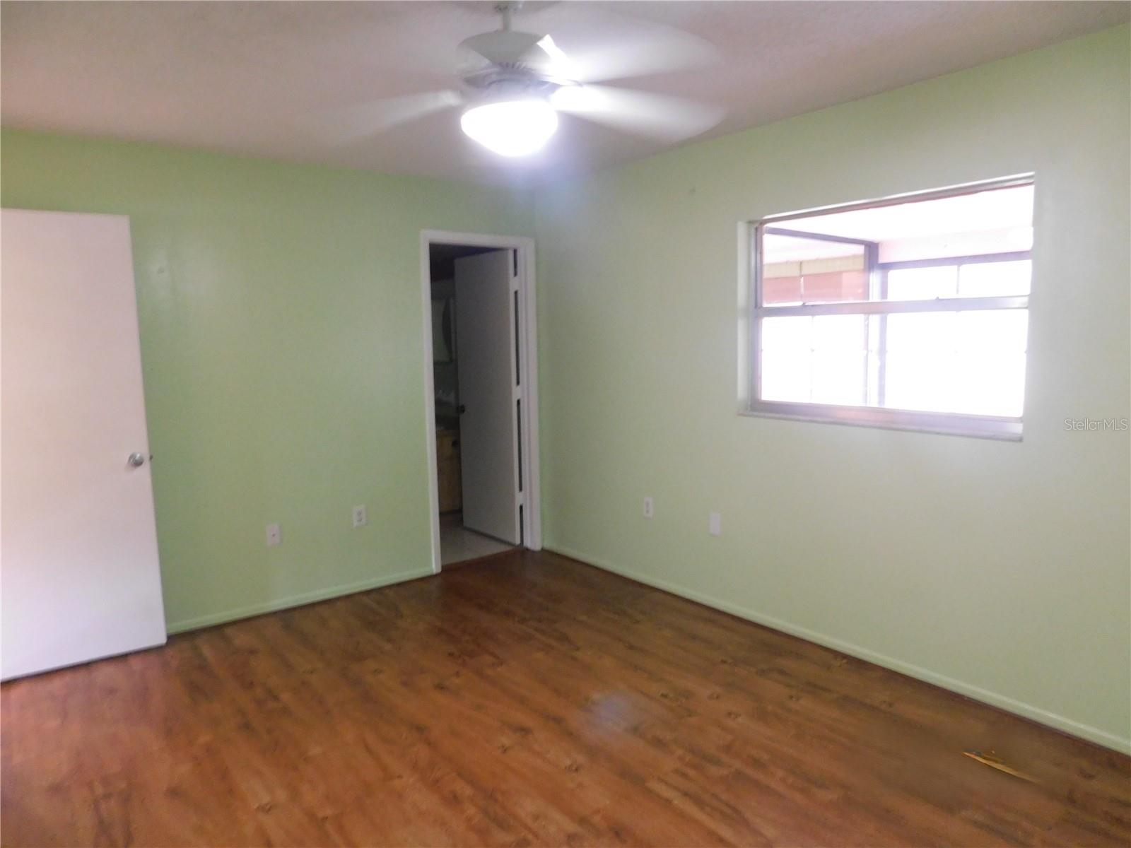 BONNIE BAY COUNTRY CLUB ESTATES PH 6 - Residential