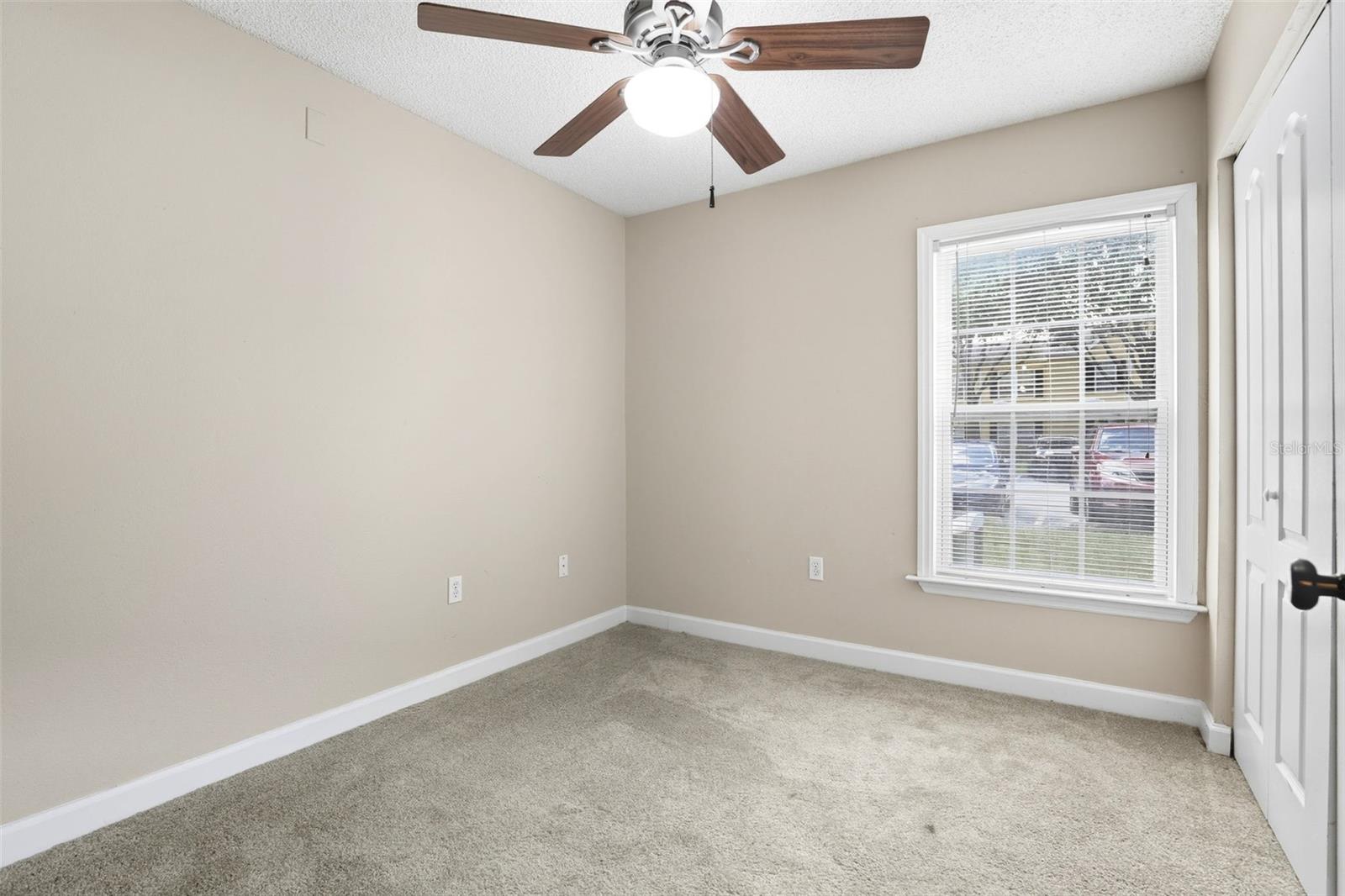 MIRIADA CONDO - Residential