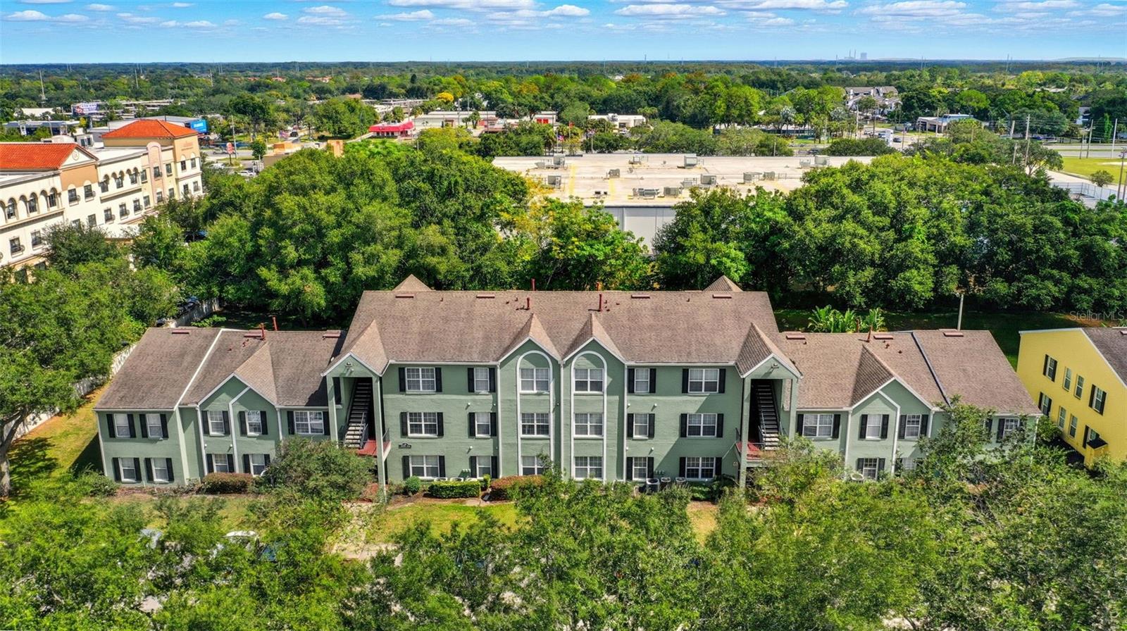 MIRIADA CONDO - Residential