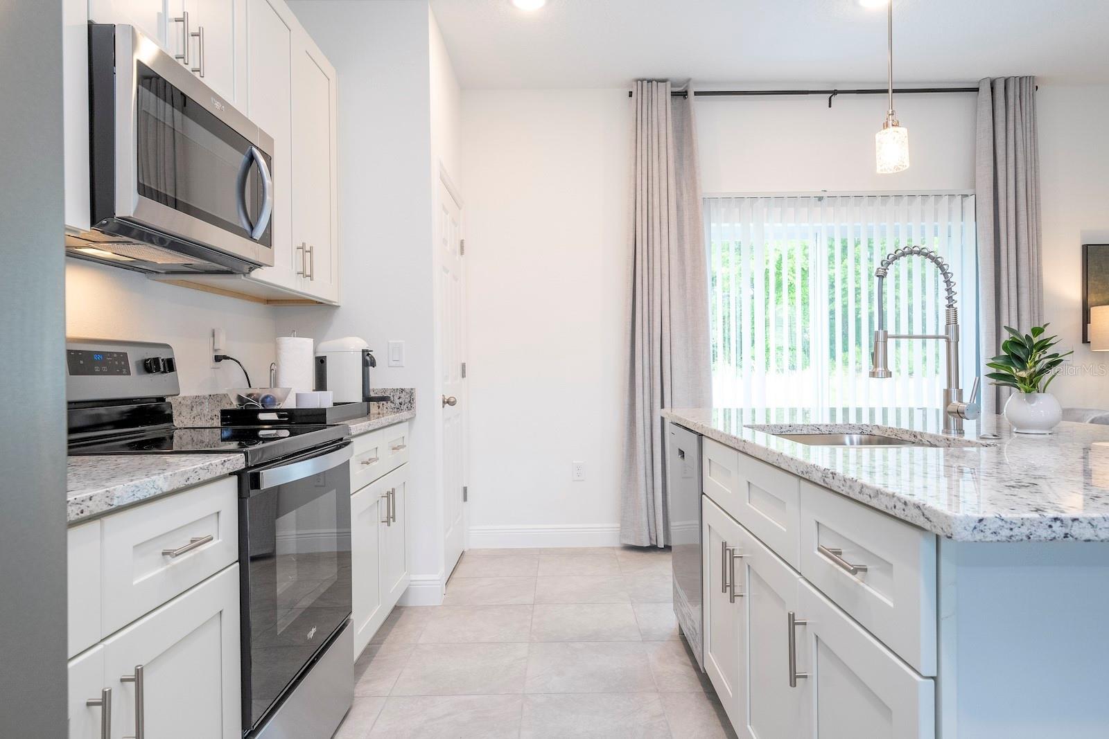MARION OAKS UN ELEVEN - Residential
