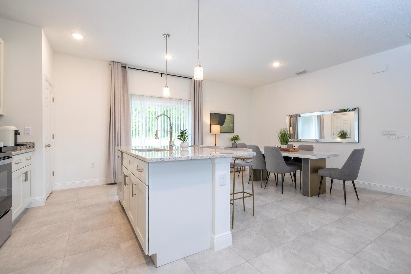 MARION OAKS UN ELEVEN - Residential