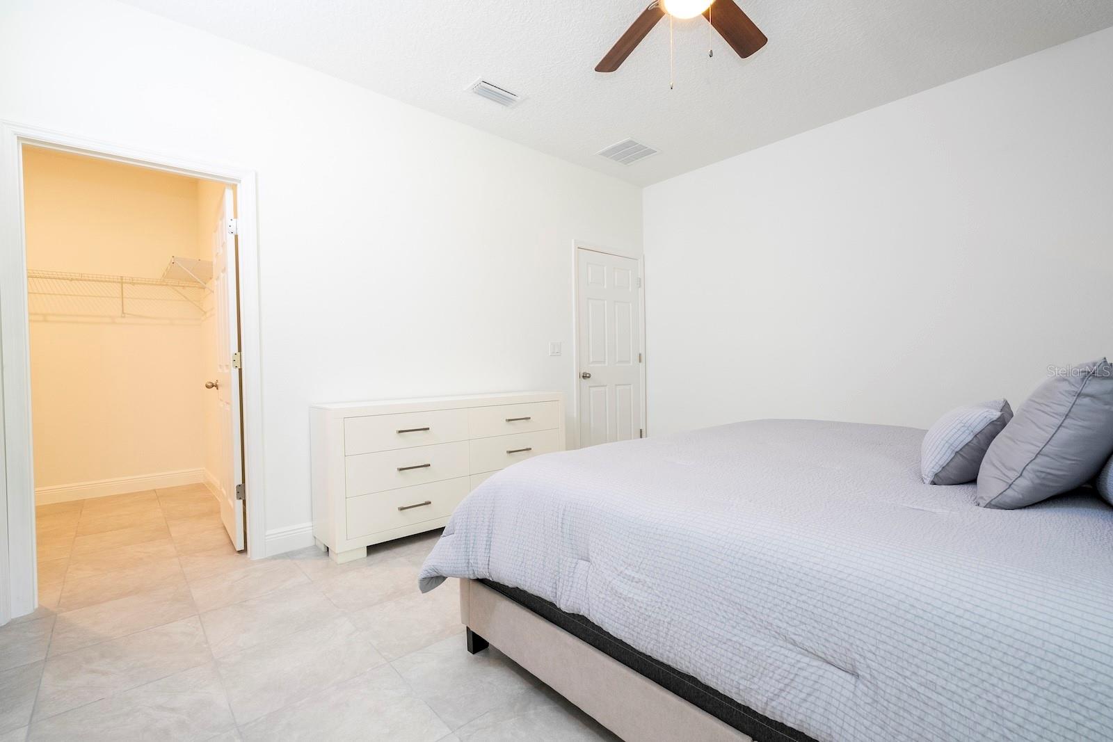 MARION OAKS UN ELEVEN - Residential