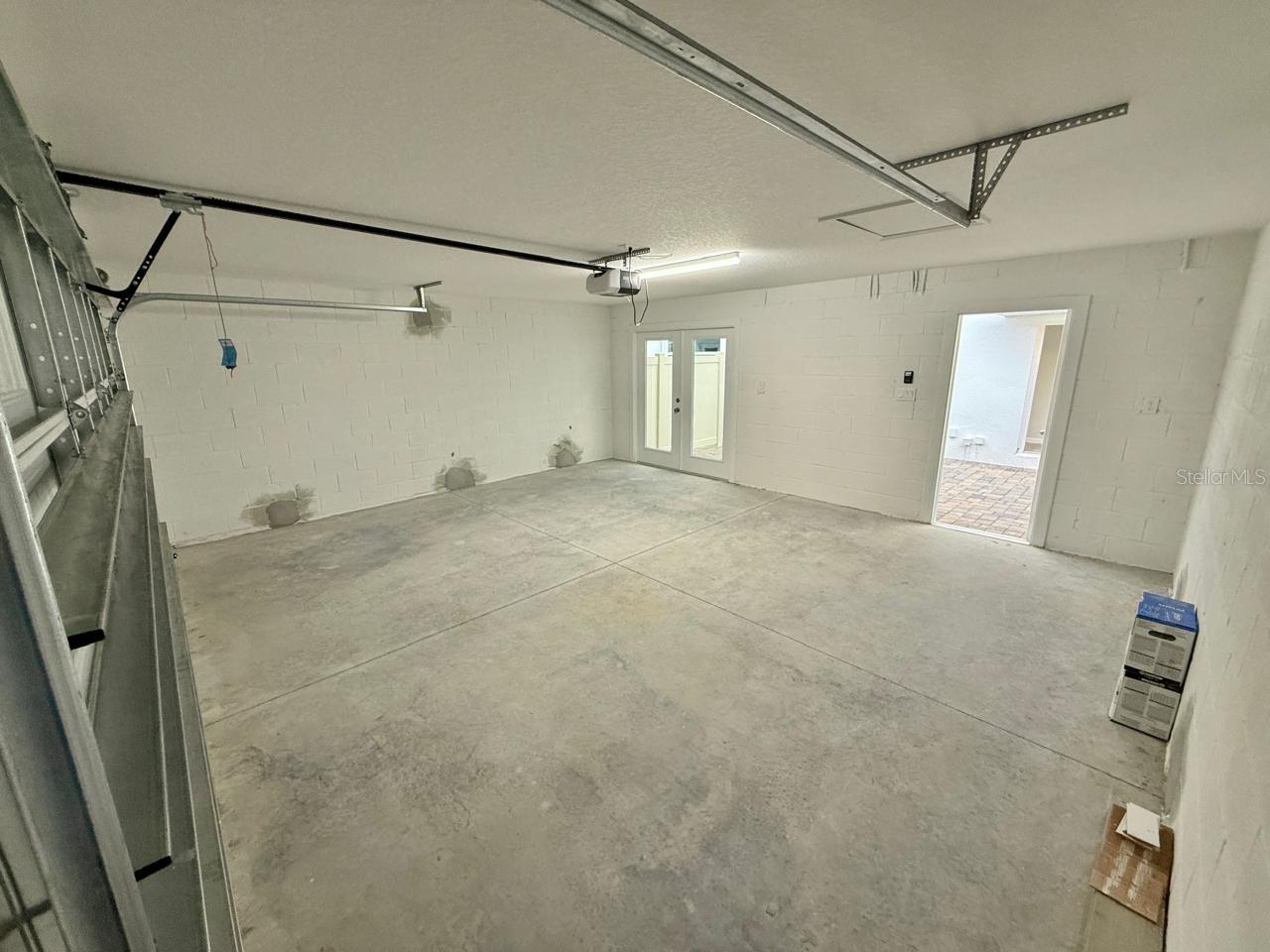 TRIBUTE AT OVATION - Residential Lease