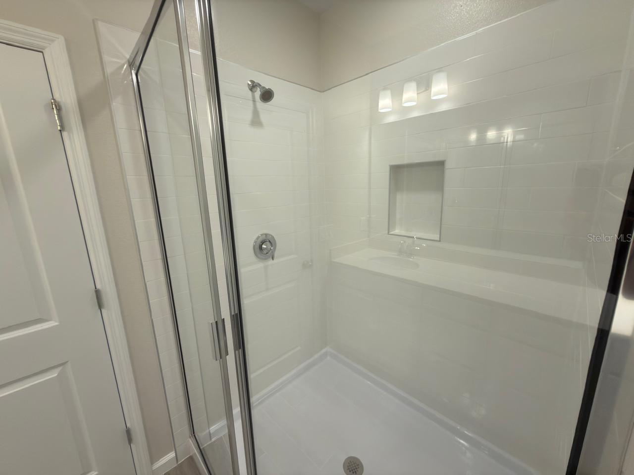 TRIBUTE AT OVATION - Residential Lease