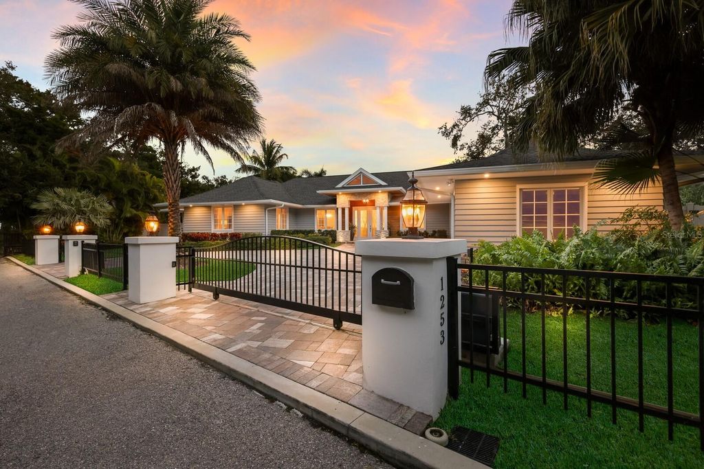 Photo of 1253 N Basin Lane, Sarasota, FL 34242 (MLS # A4668457)