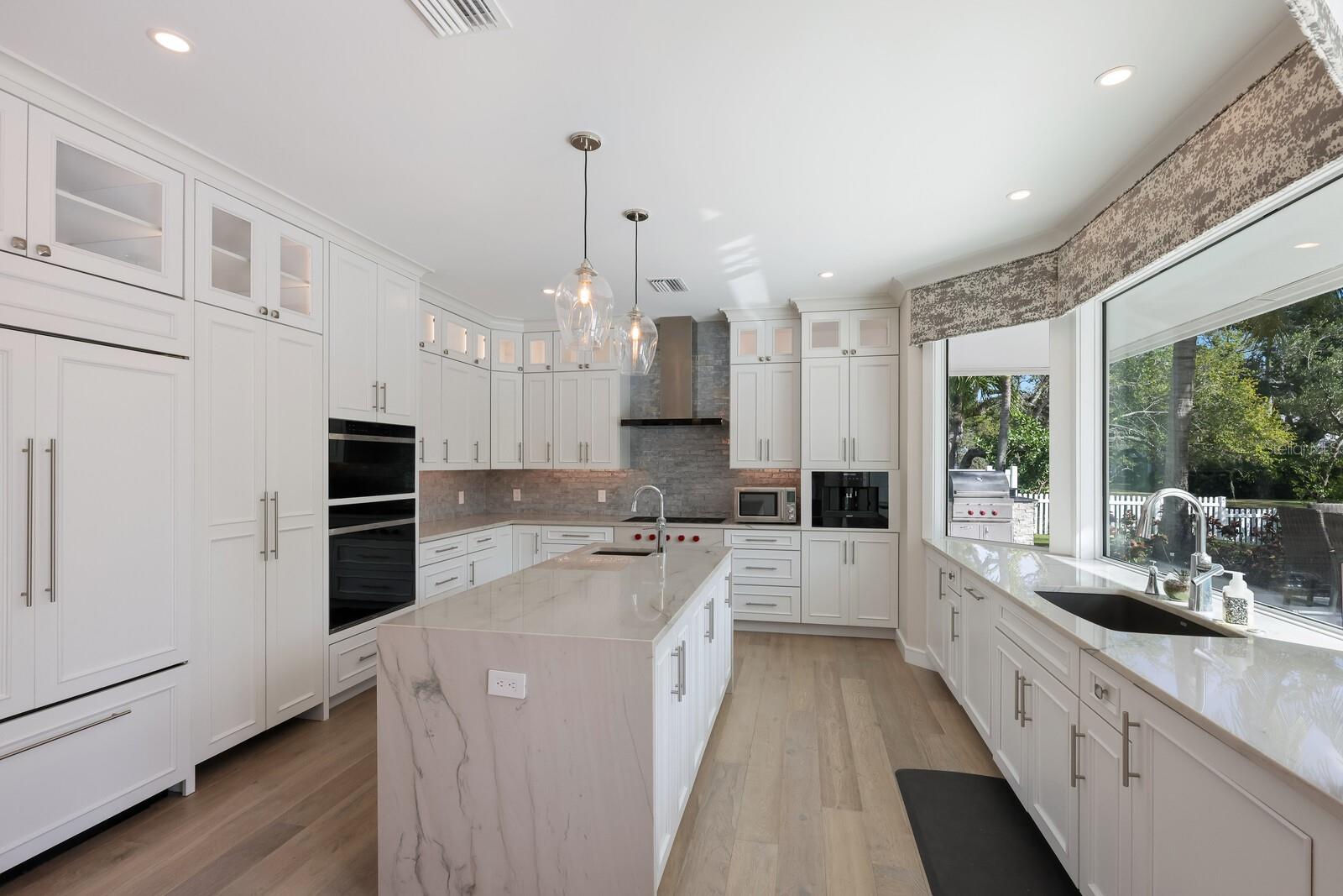 SIESTA PROPERTIES INC - Residential