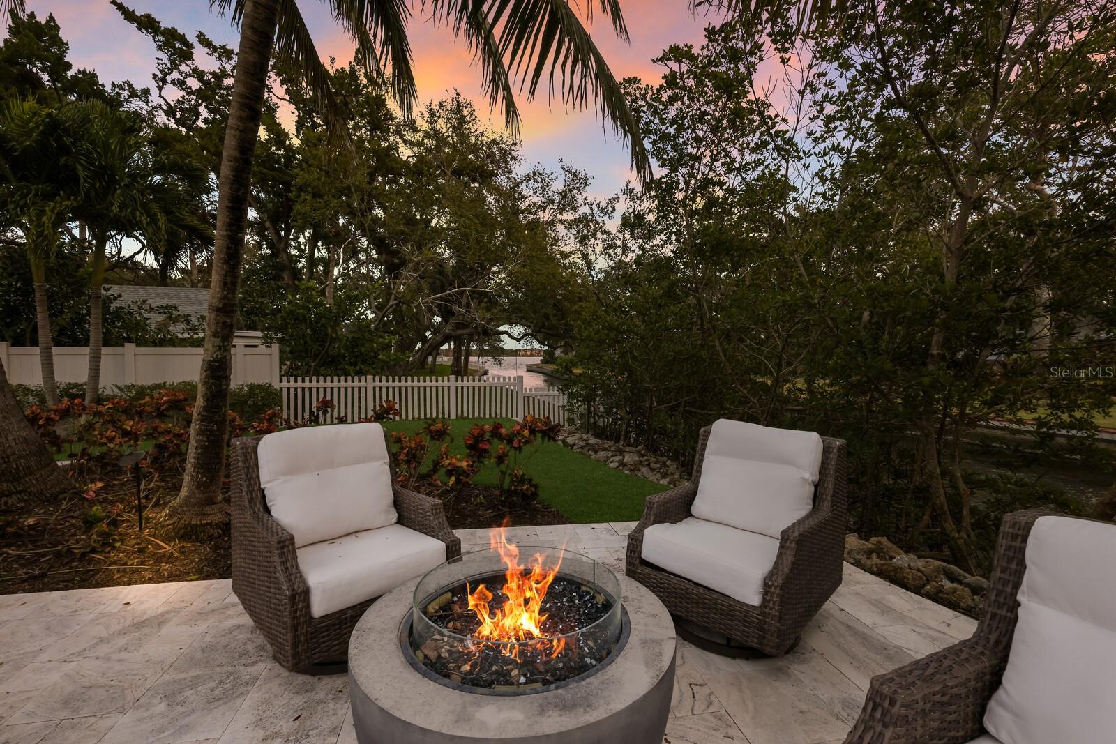 SIESTA PROPERTIES INC - Residential