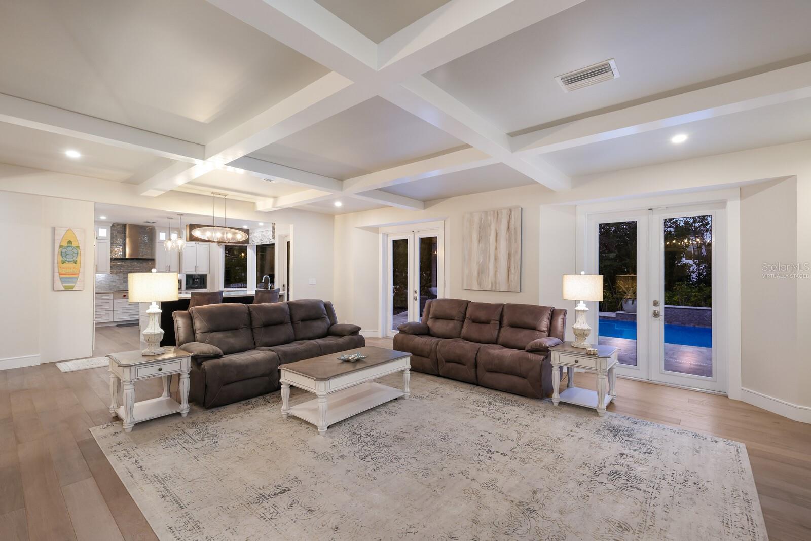 SIESTA PROPERTIES INC - Residential