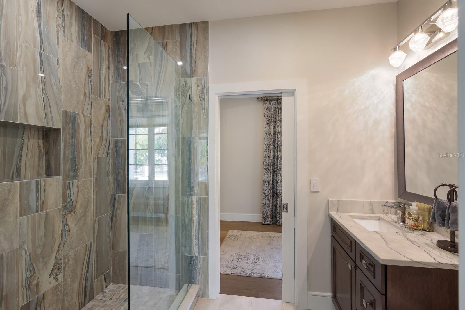 SIESTA PROPERTIES INC - Residential