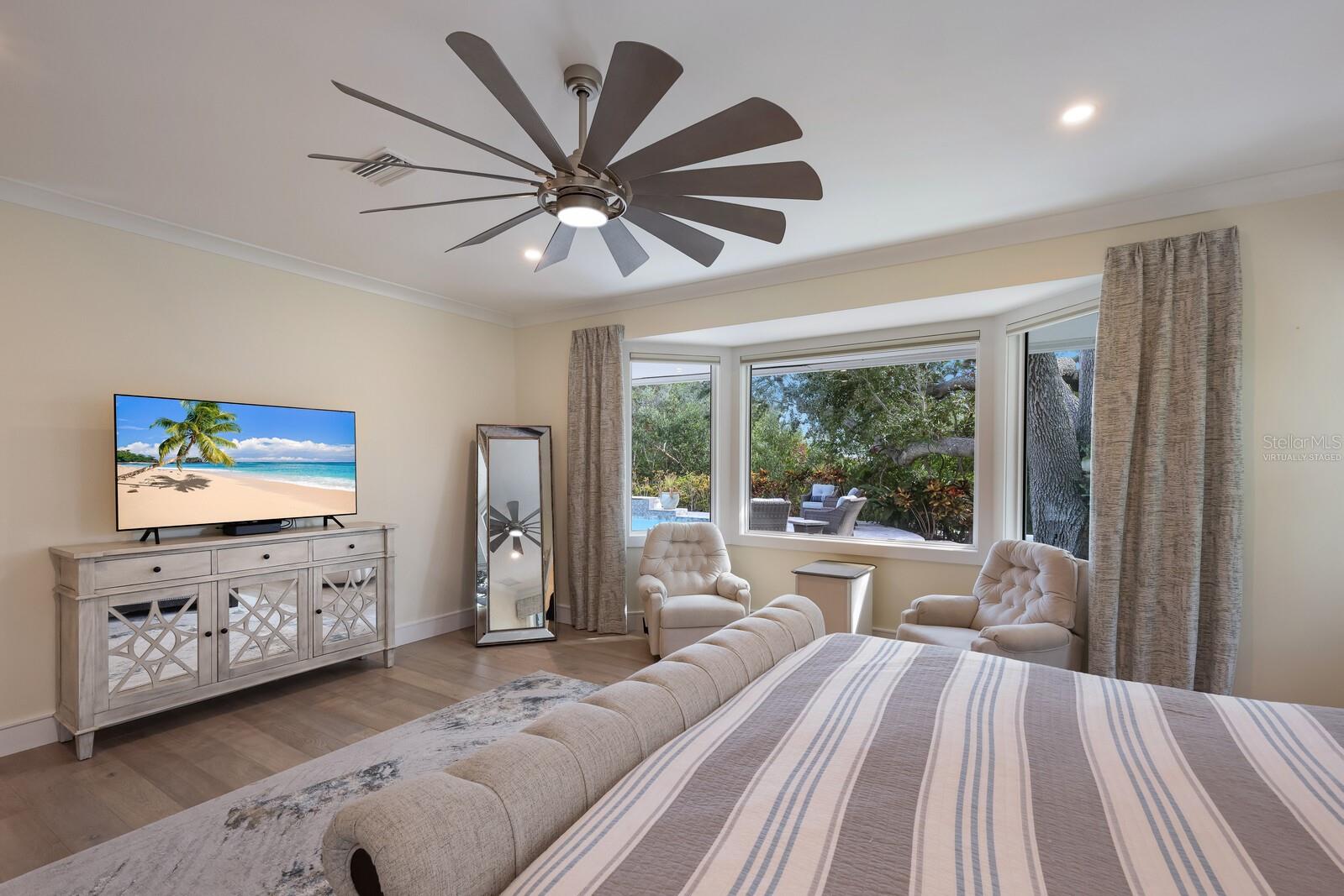 SIESTA PROPERTIES INC - Residential