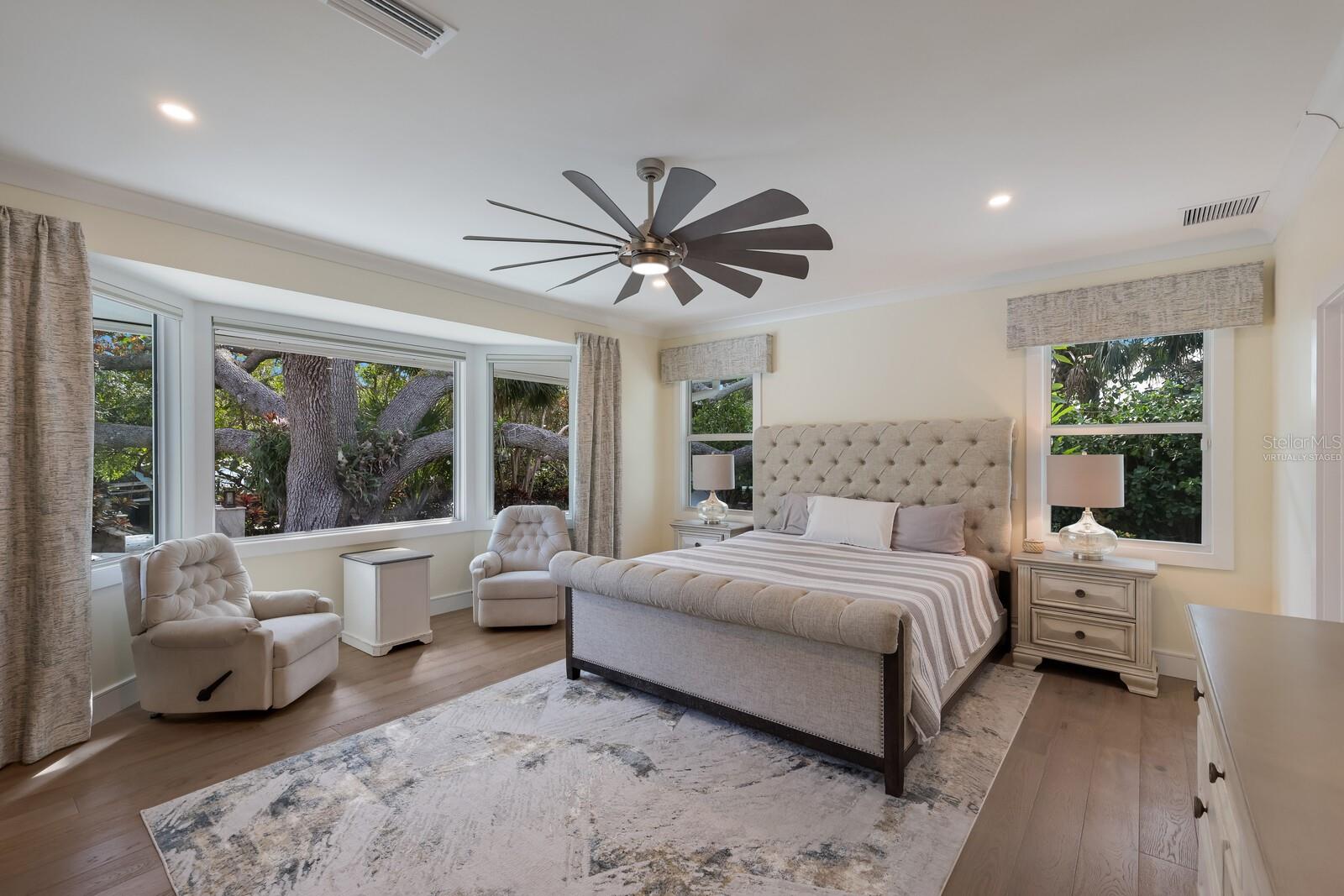 SIESTA PROPERTIES INC - Residential
