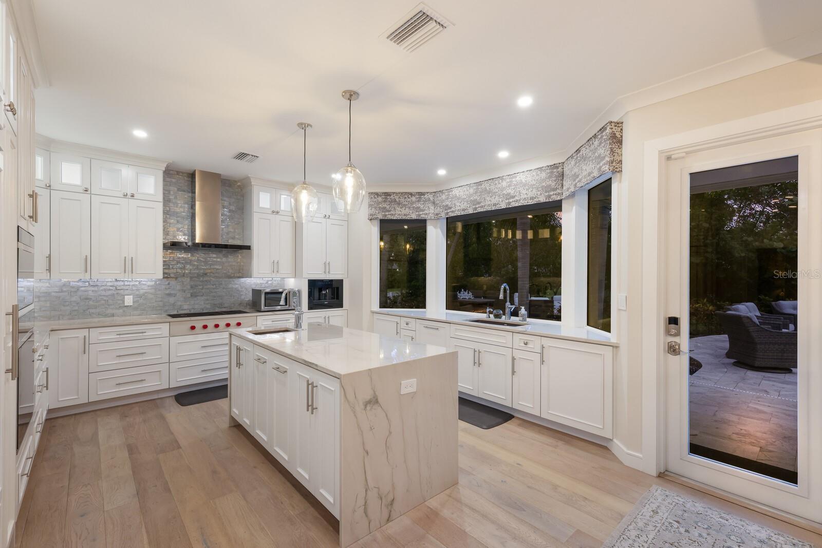 SIESTA PROPERTIES INC - Residential