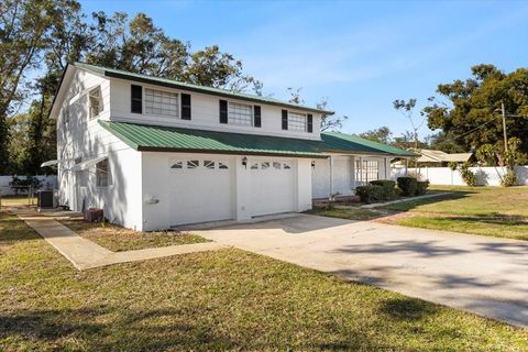 A home in TAMPA