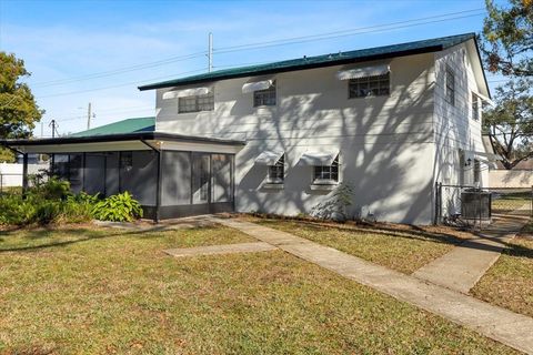 A home in TAMPA