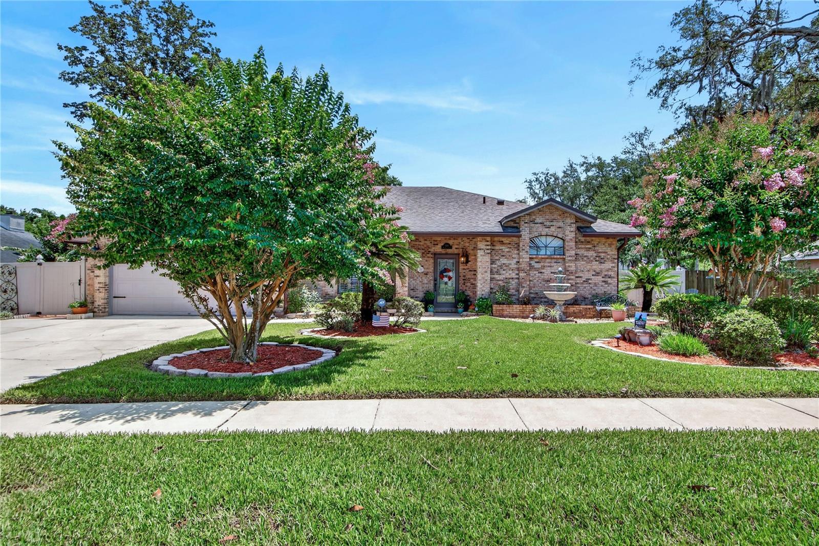 566 RACHAEL COURT