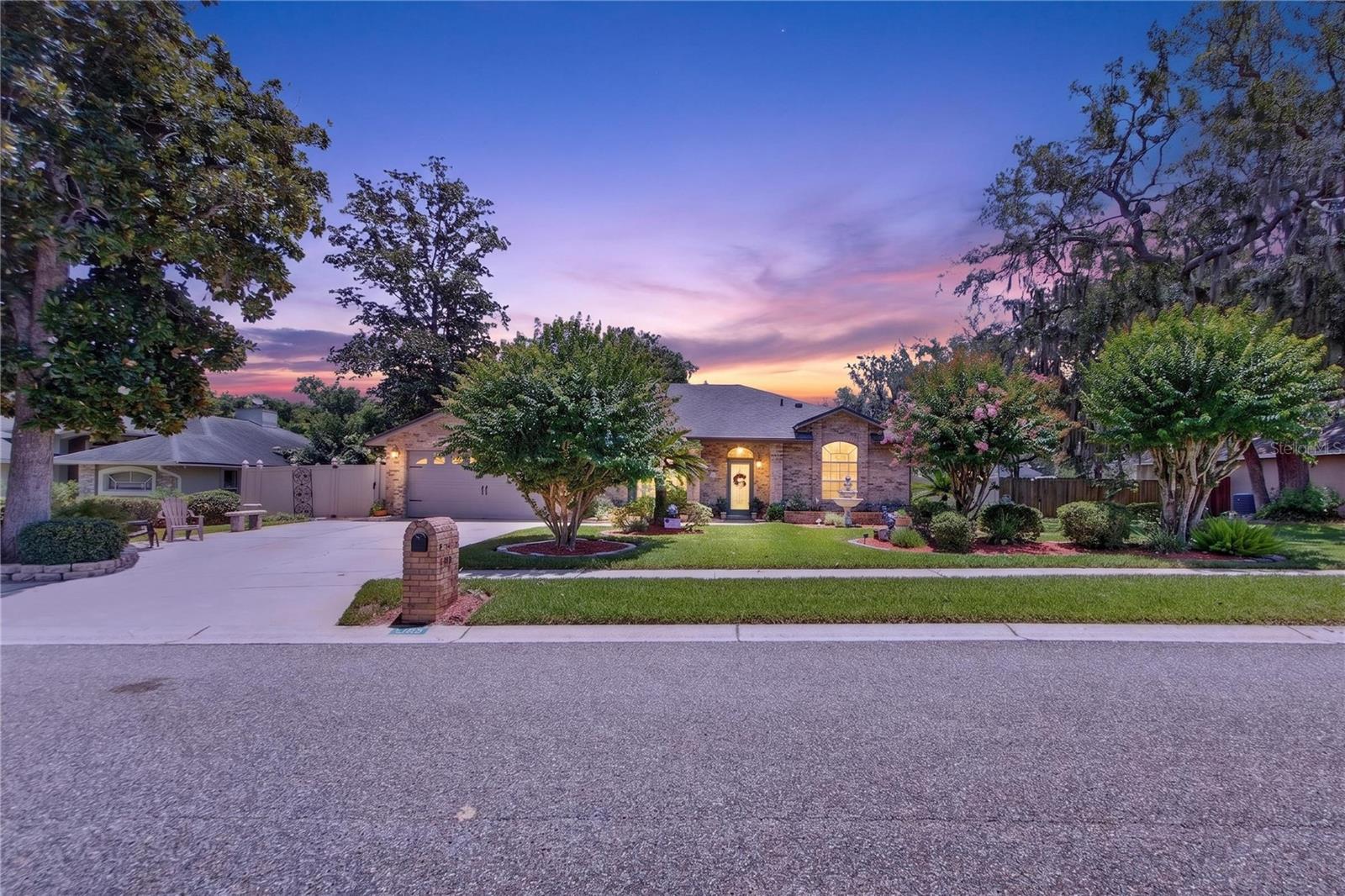 566 RACHAEL COURT