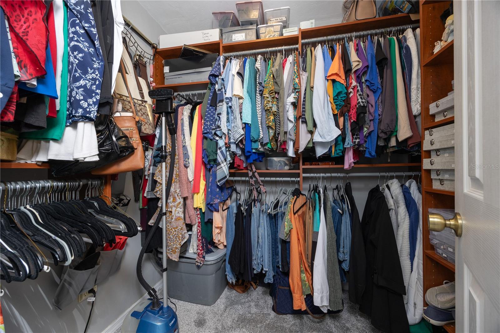 FAIRFIELD HILLS - Residential