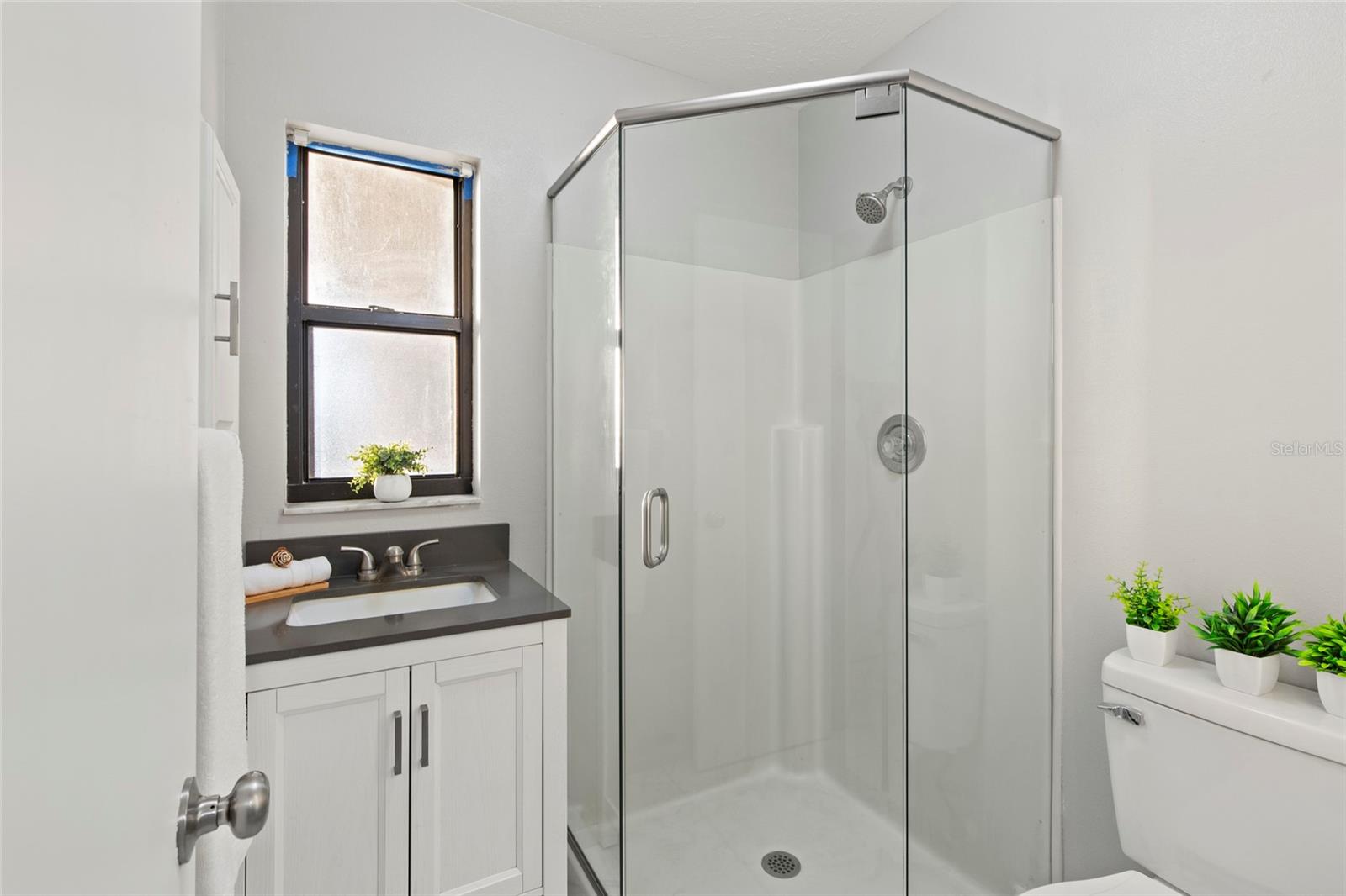 HIDDEN RIVER REP - Residential