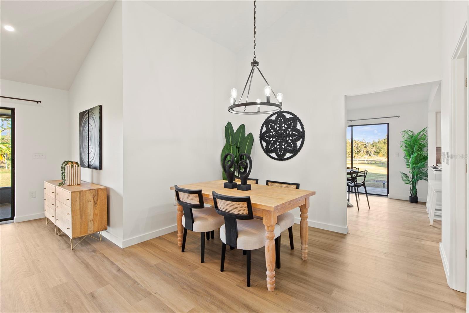 HIDDEN RIVER REP - Residential