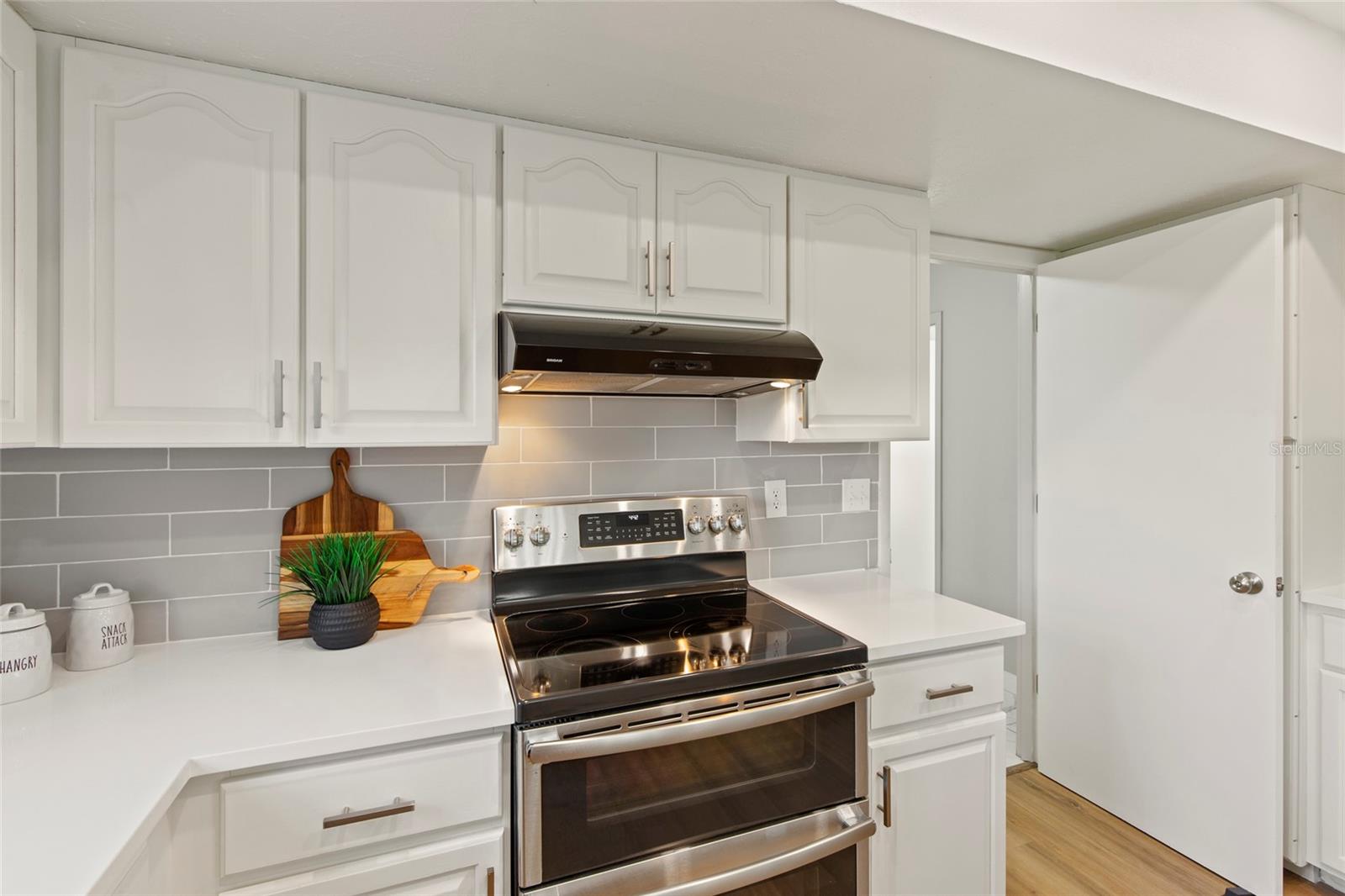 HIDDEN RIVER REP - Residential