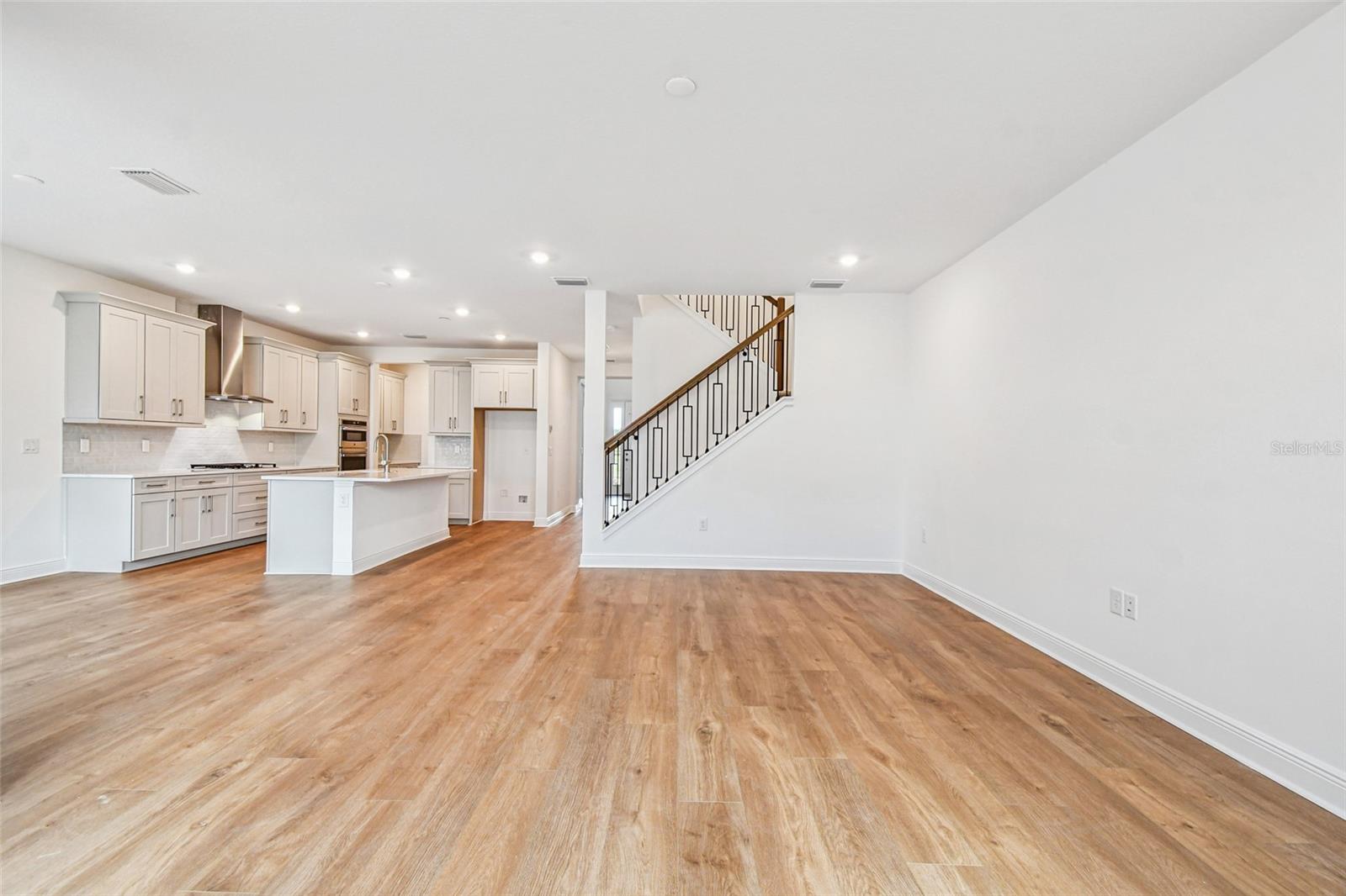HAWKSTONE - Residential