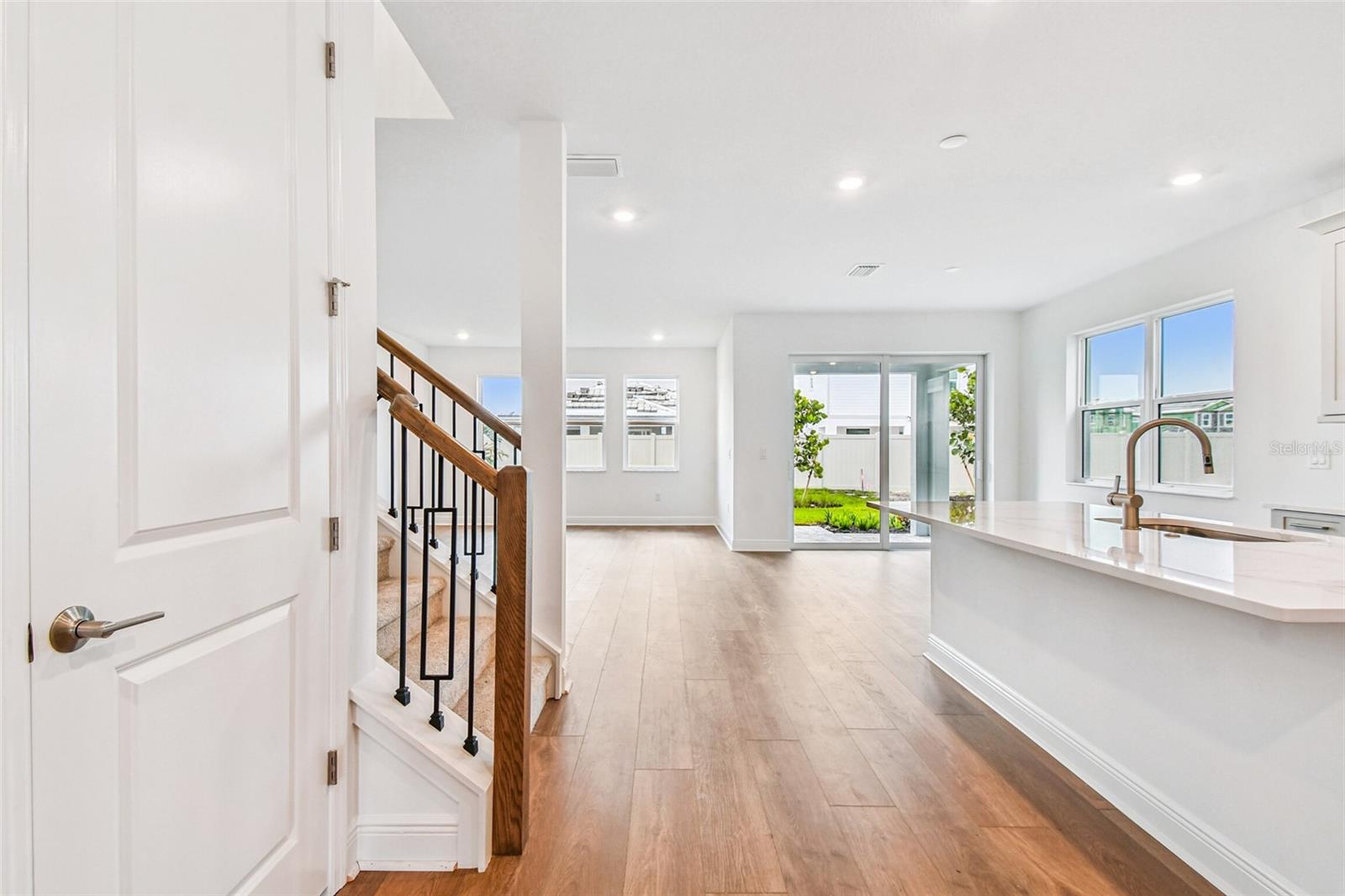 HAWKSTONE - Residential