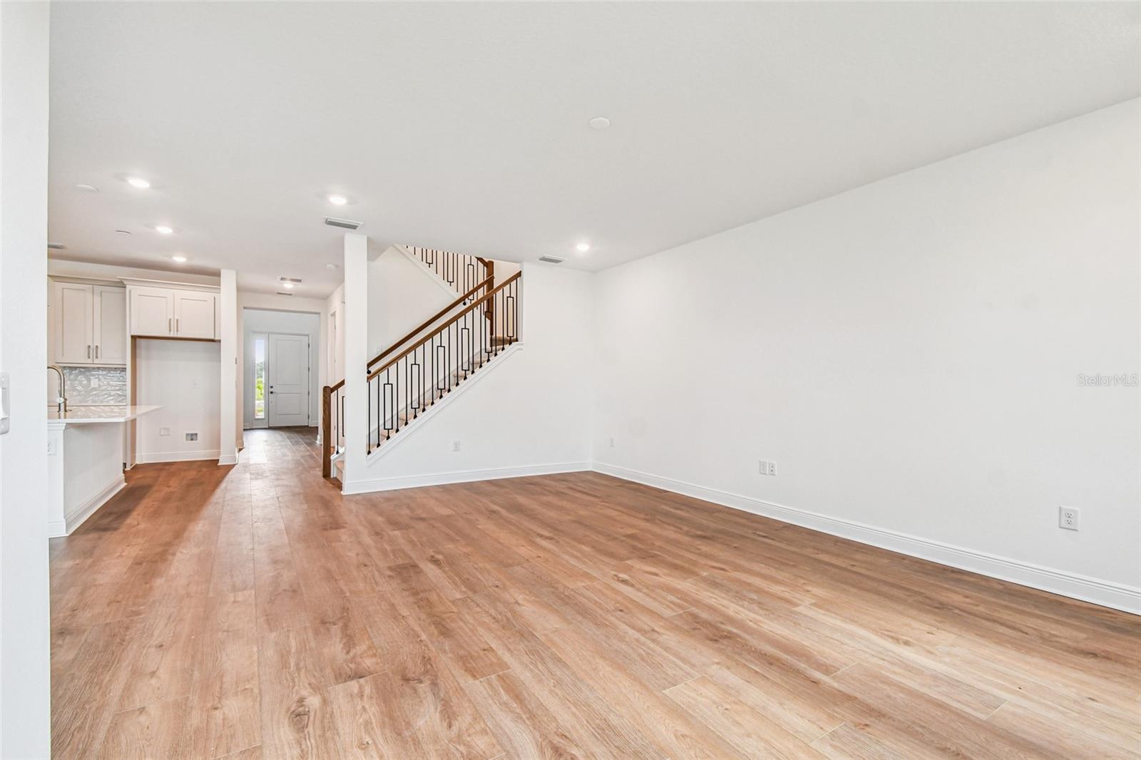 HAWKSTONE - Residential