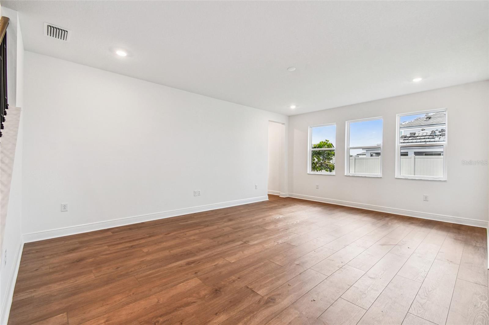 HAWKSTONE - Residential