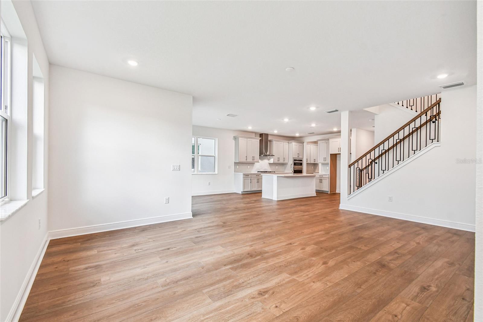 HAWKSTONE - Residential