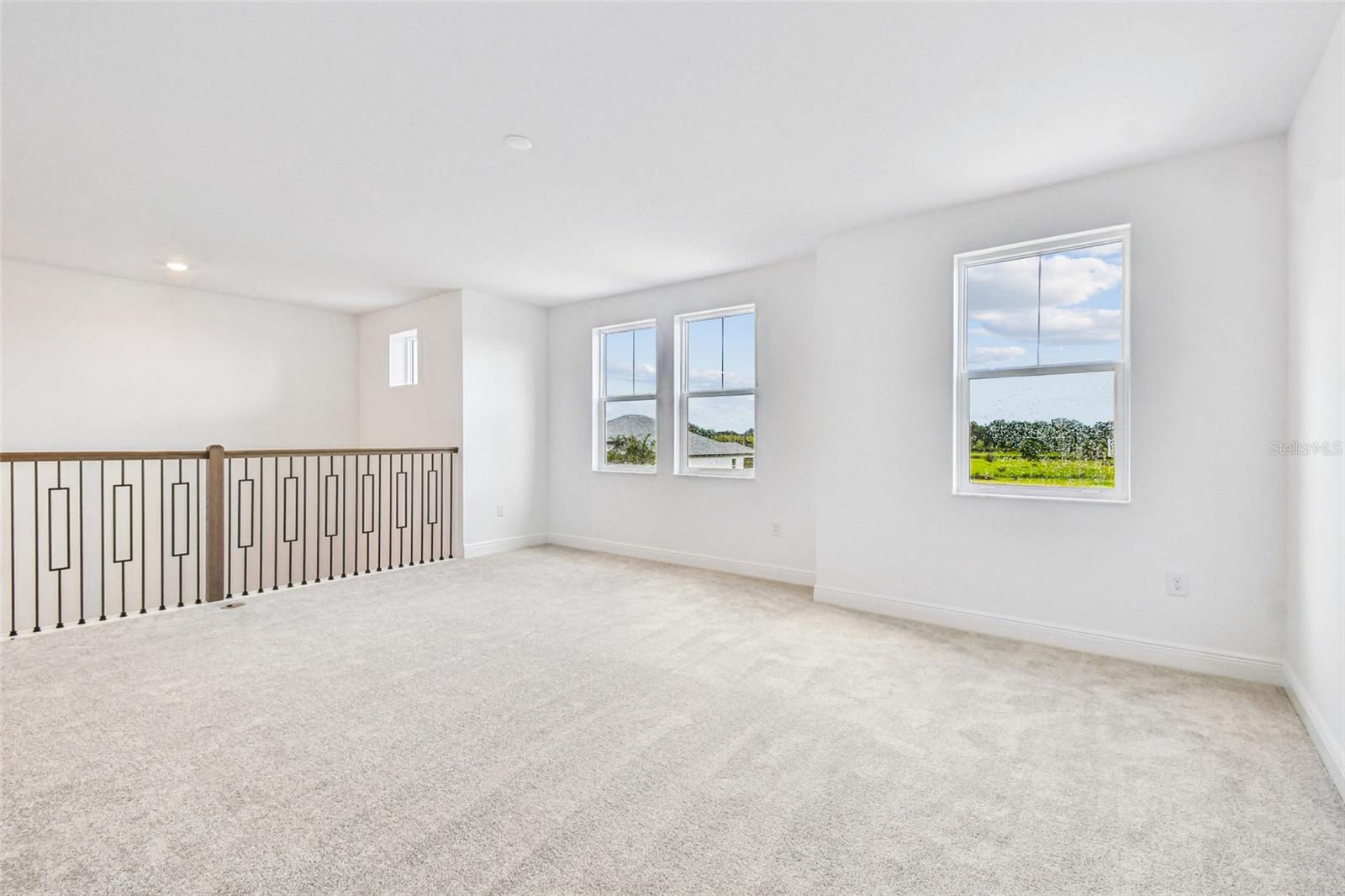 HAWKSTONE - Residential
