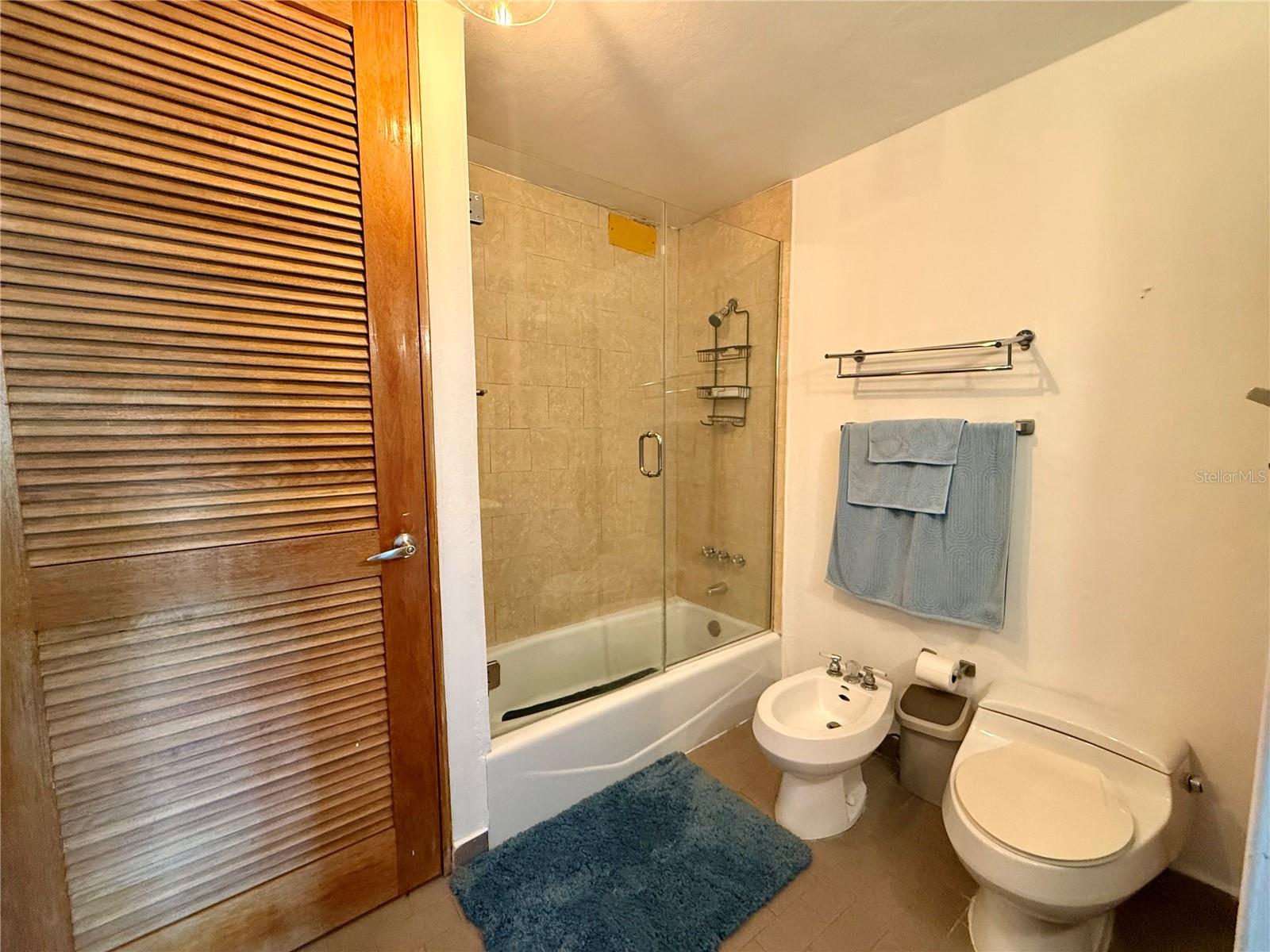 THE GALAXY - Residential