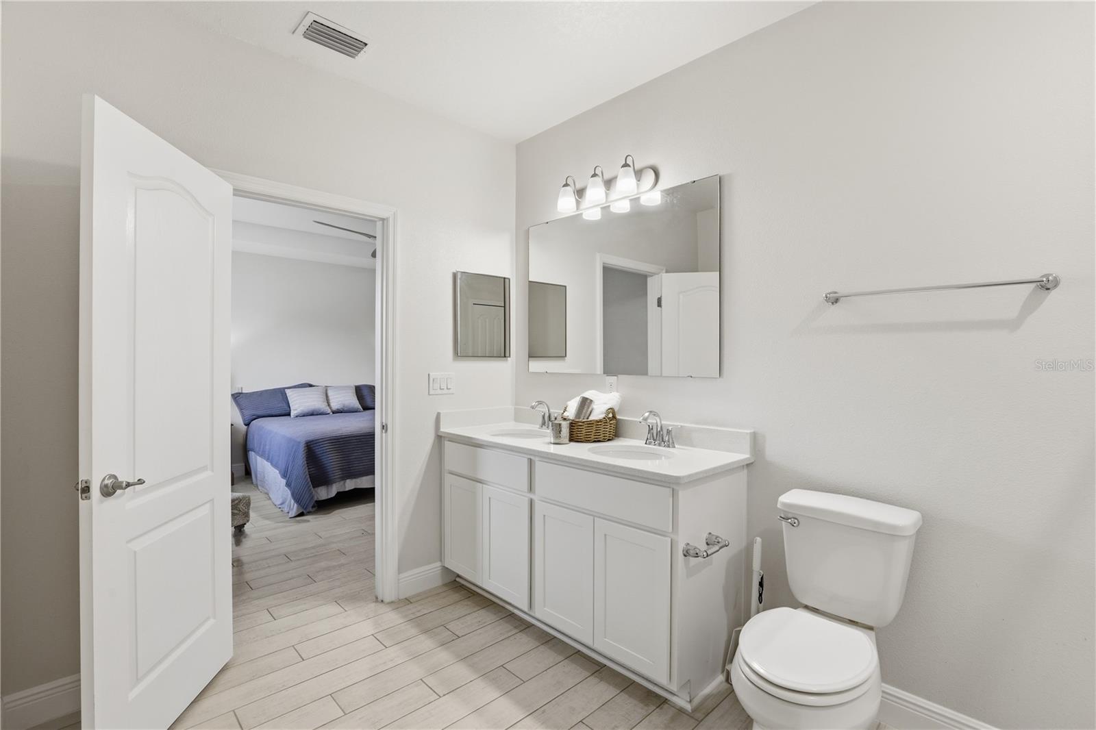 OAK PARK PH 2 PB 37 PG 39 - Residential