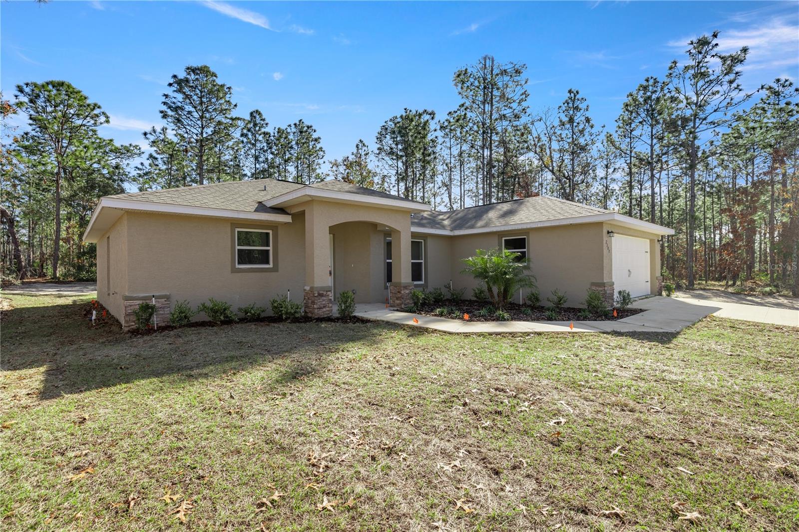 2300 W ELMORE LOOP
