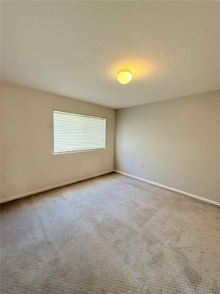 EMERALD POINTE TWNHMS AT TA - Residential Lease