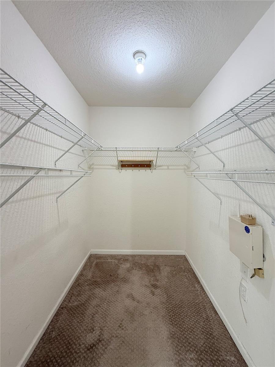 EMERALD POINTE TWNHMS AT TA - Residential Lease